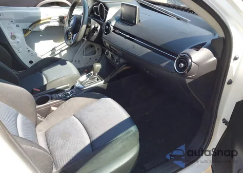 2016 Scion Ia z USA, uszkodzony, nr VIN 3MYDLBZV2GY125313